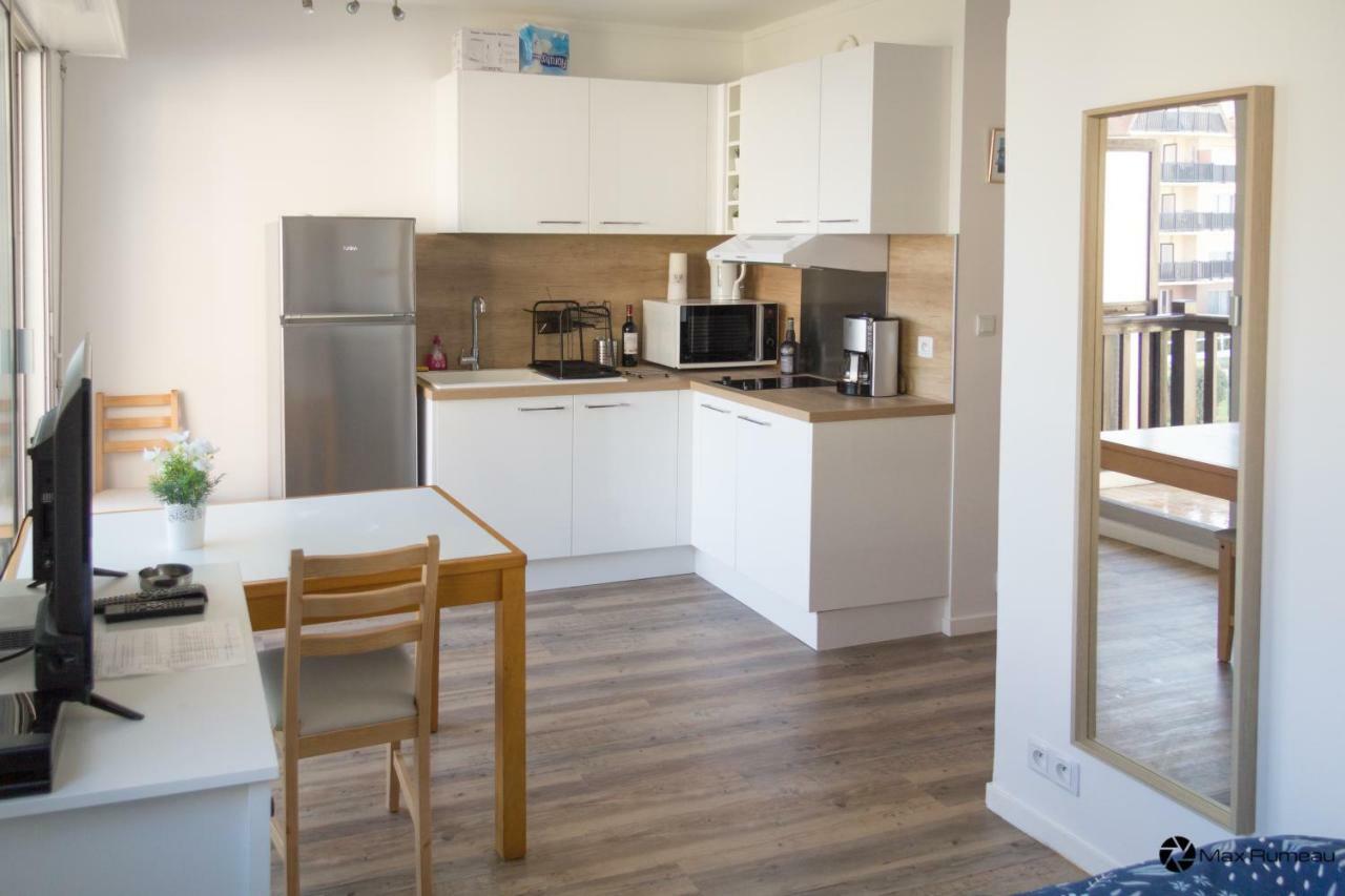 Studio Moderne Acces Plage, Piscine Et Tennis Cabourg Eksteriør bilde