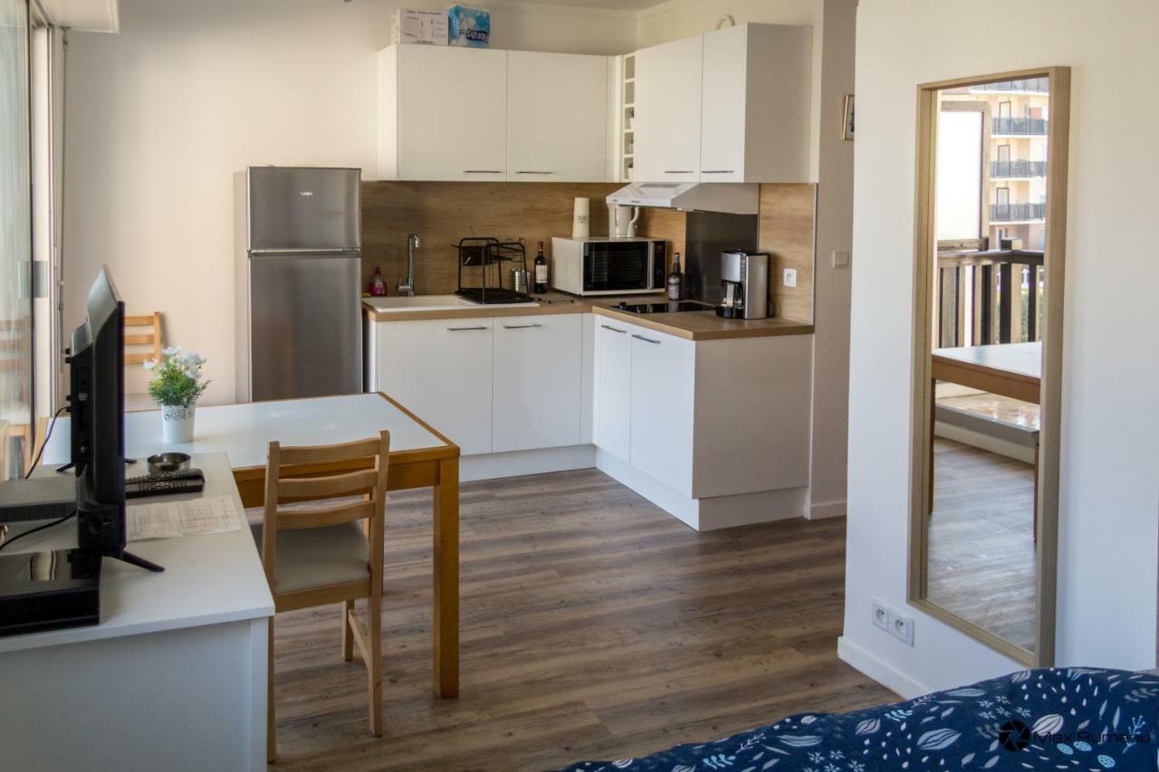 Studio Moderne Acces Plage, Piscine Et Tennis Cabourg Eksteriør bilde